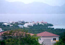 lilharbour1.jpg (48891 bytes)